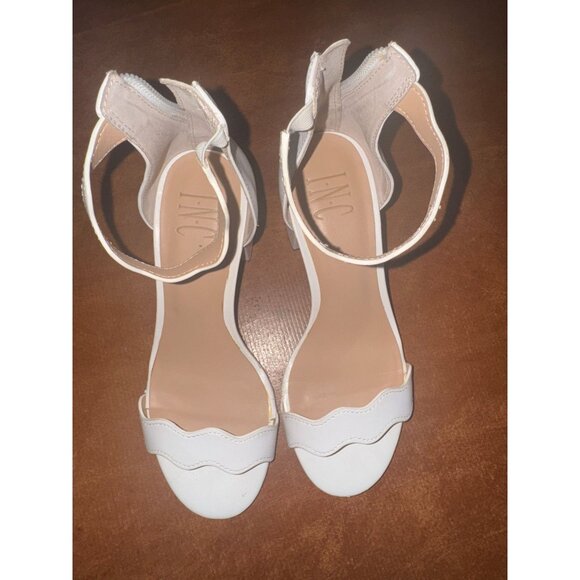 White INC Womens Leather Ankle Strap Sandals With Zipper Back Size 5M - Picture 1 of 7